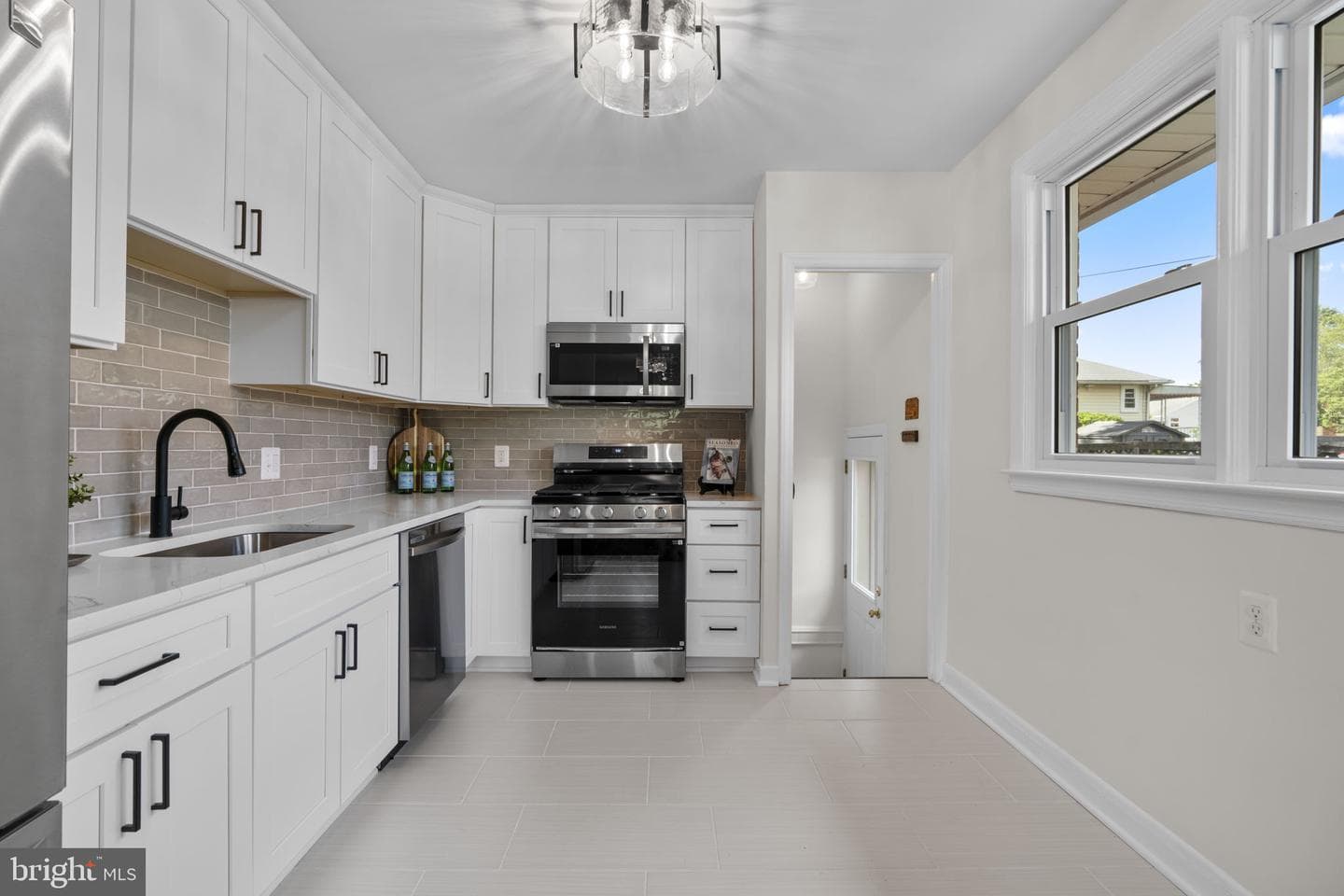 1204 Edmondson Avenue photo 10