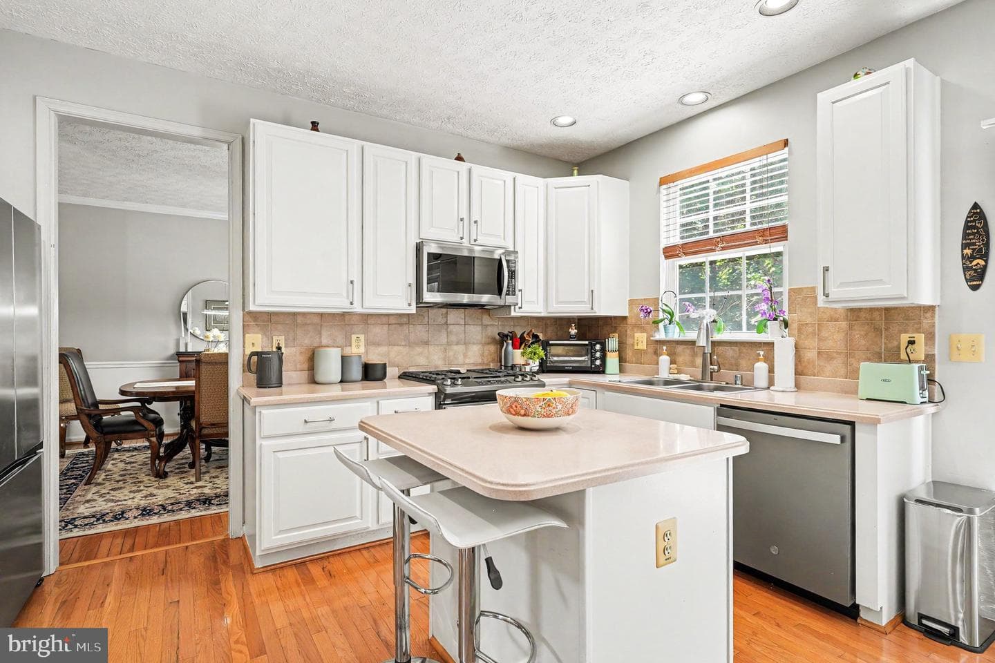 8709 Melissa Lilian Court photo 11