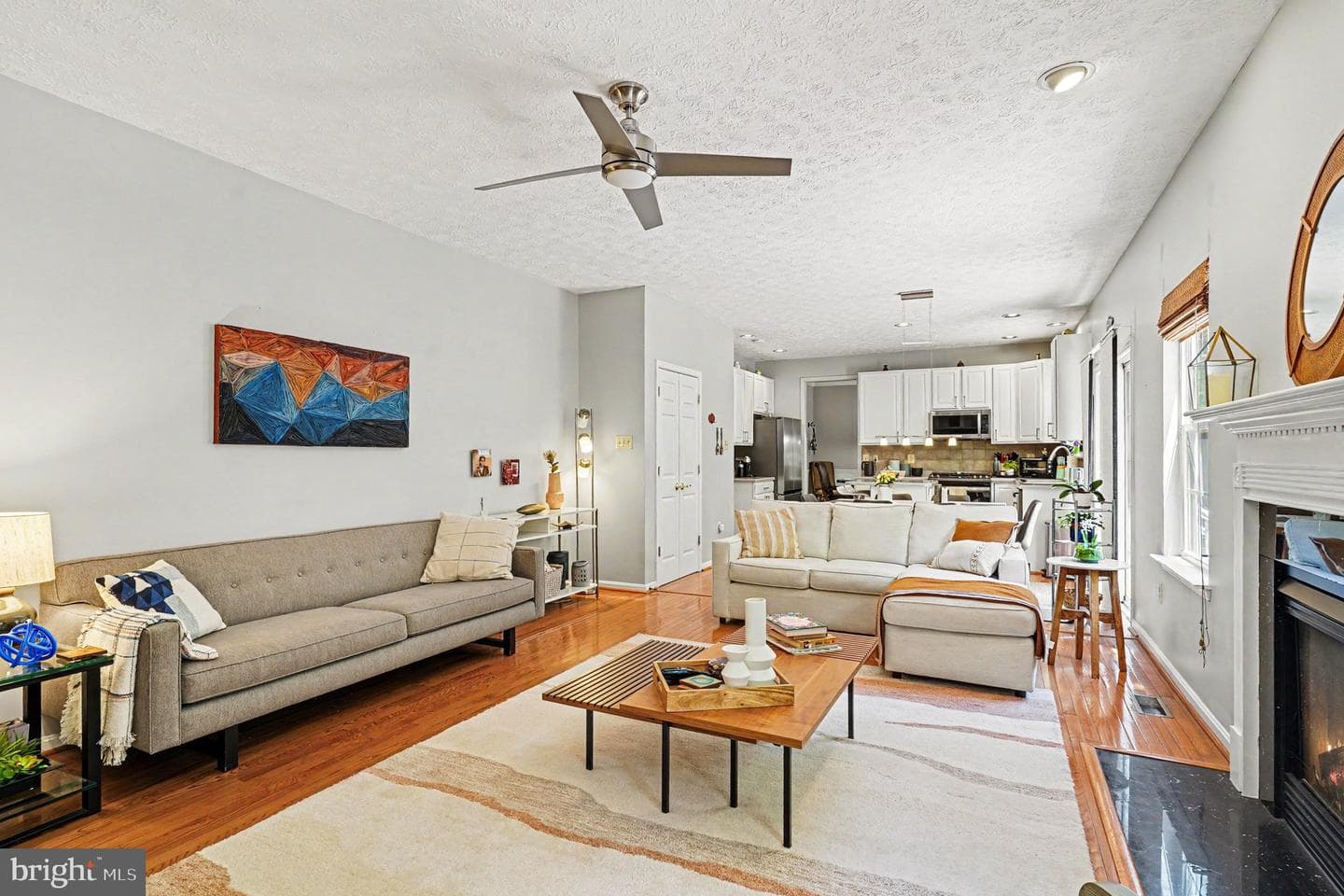 8709 Melissa Lilian Court photo 15