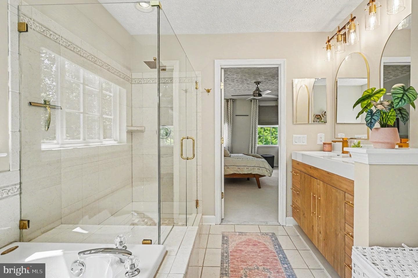8709 Melissa Lilian Court photo 25
