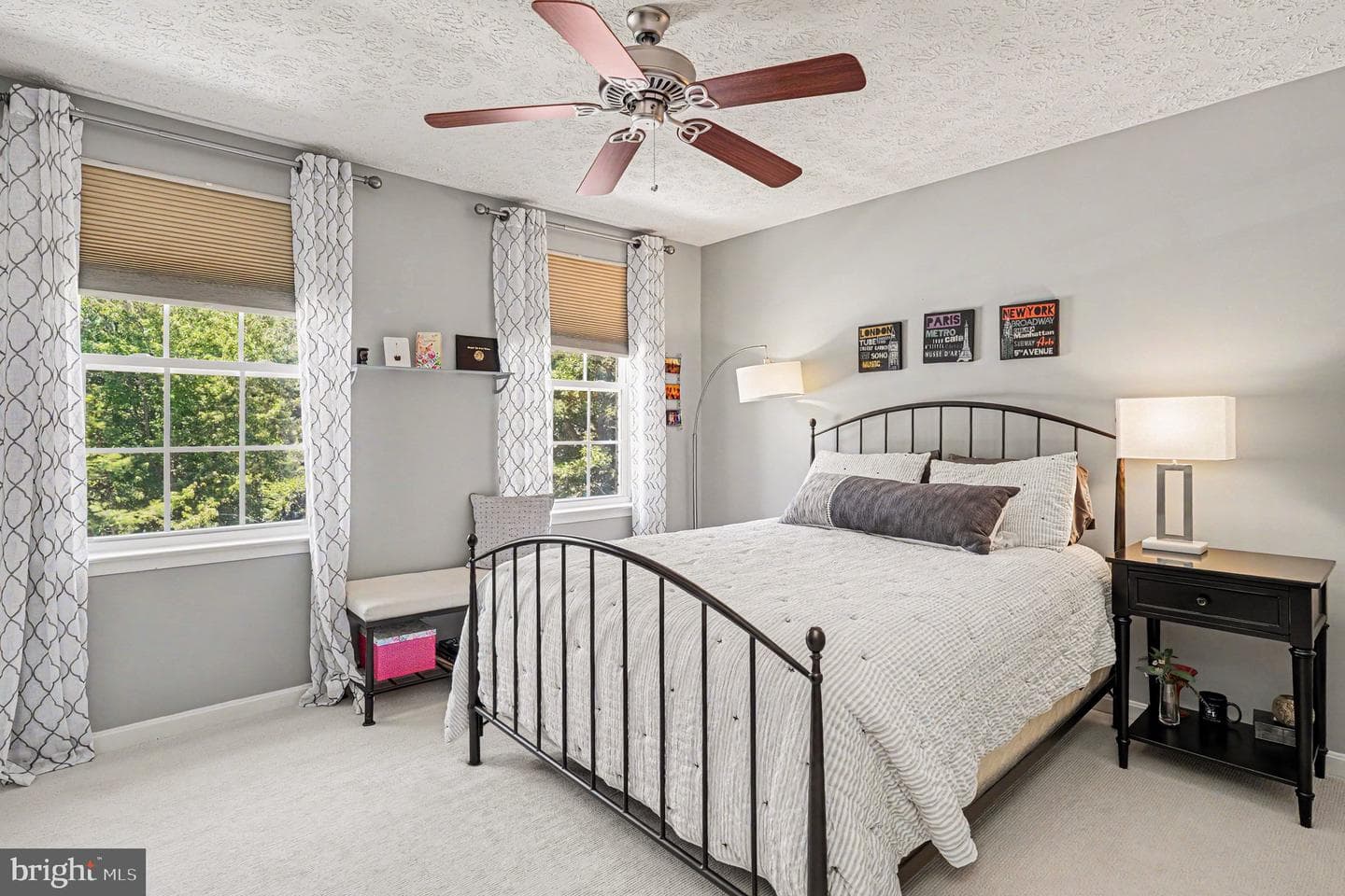 8709 Melissa Lilian Court photo 28