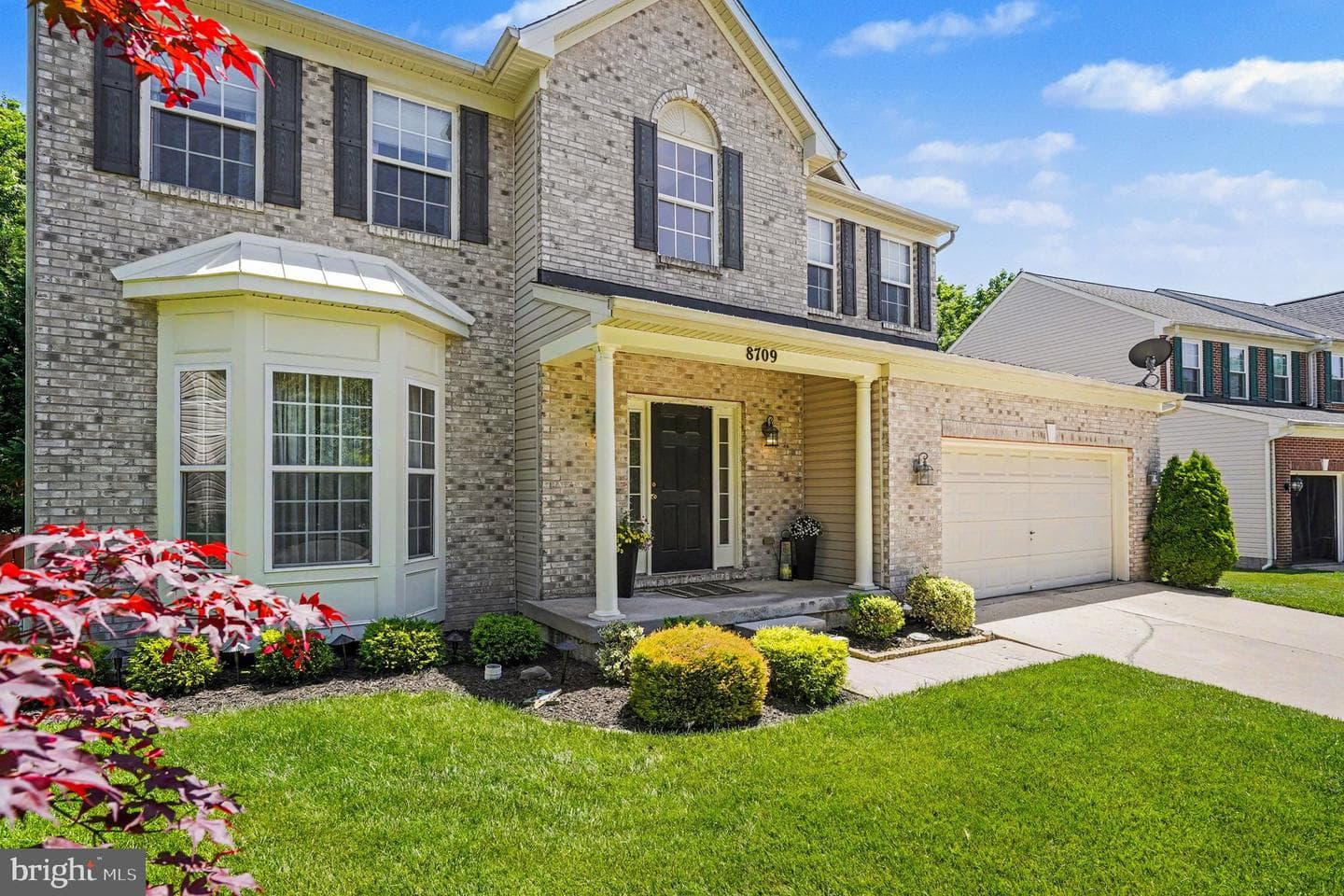 8709 Melissa Lilian Court photo 3