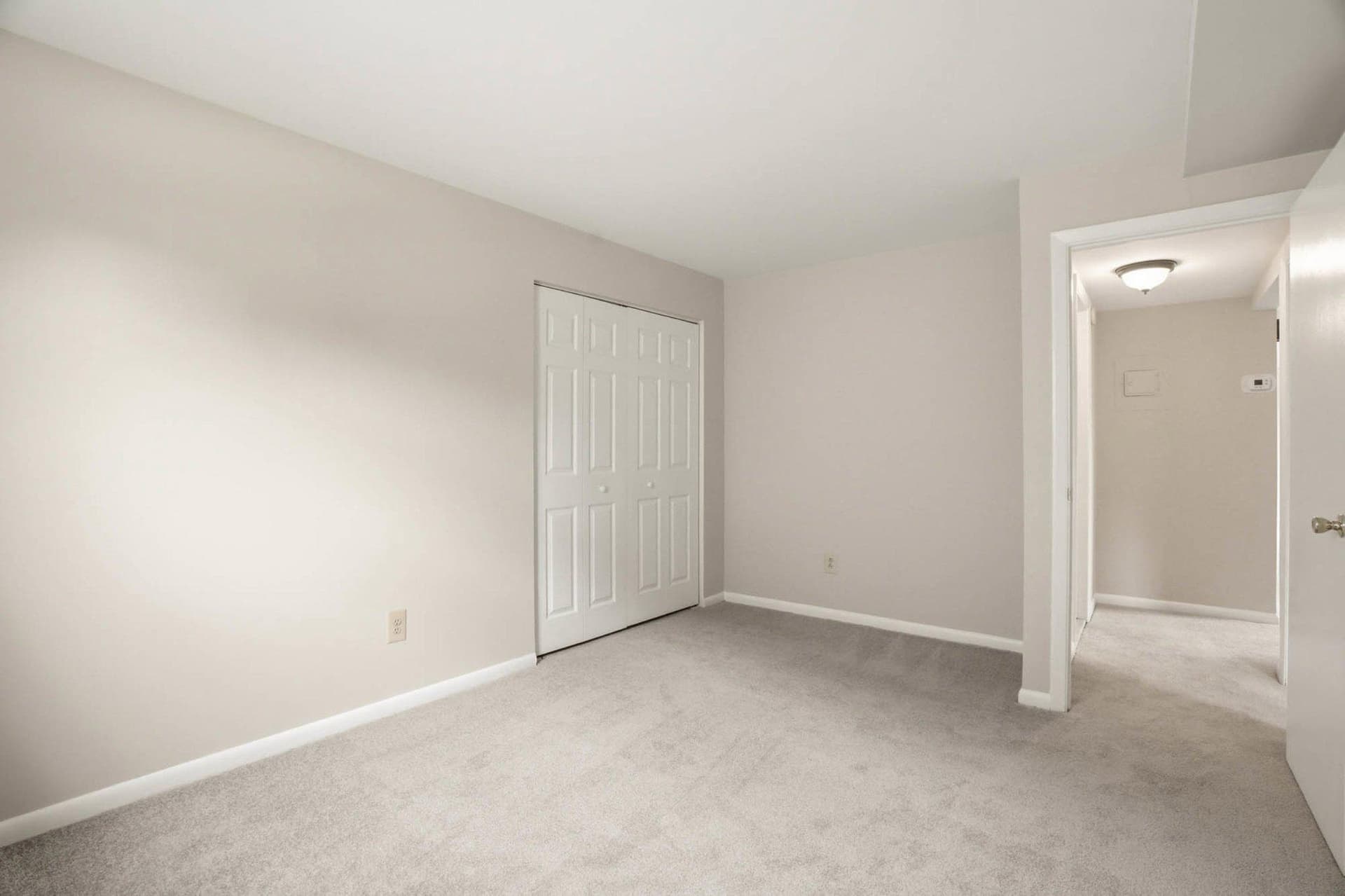17 Warren Lodge Court #1c photo 13