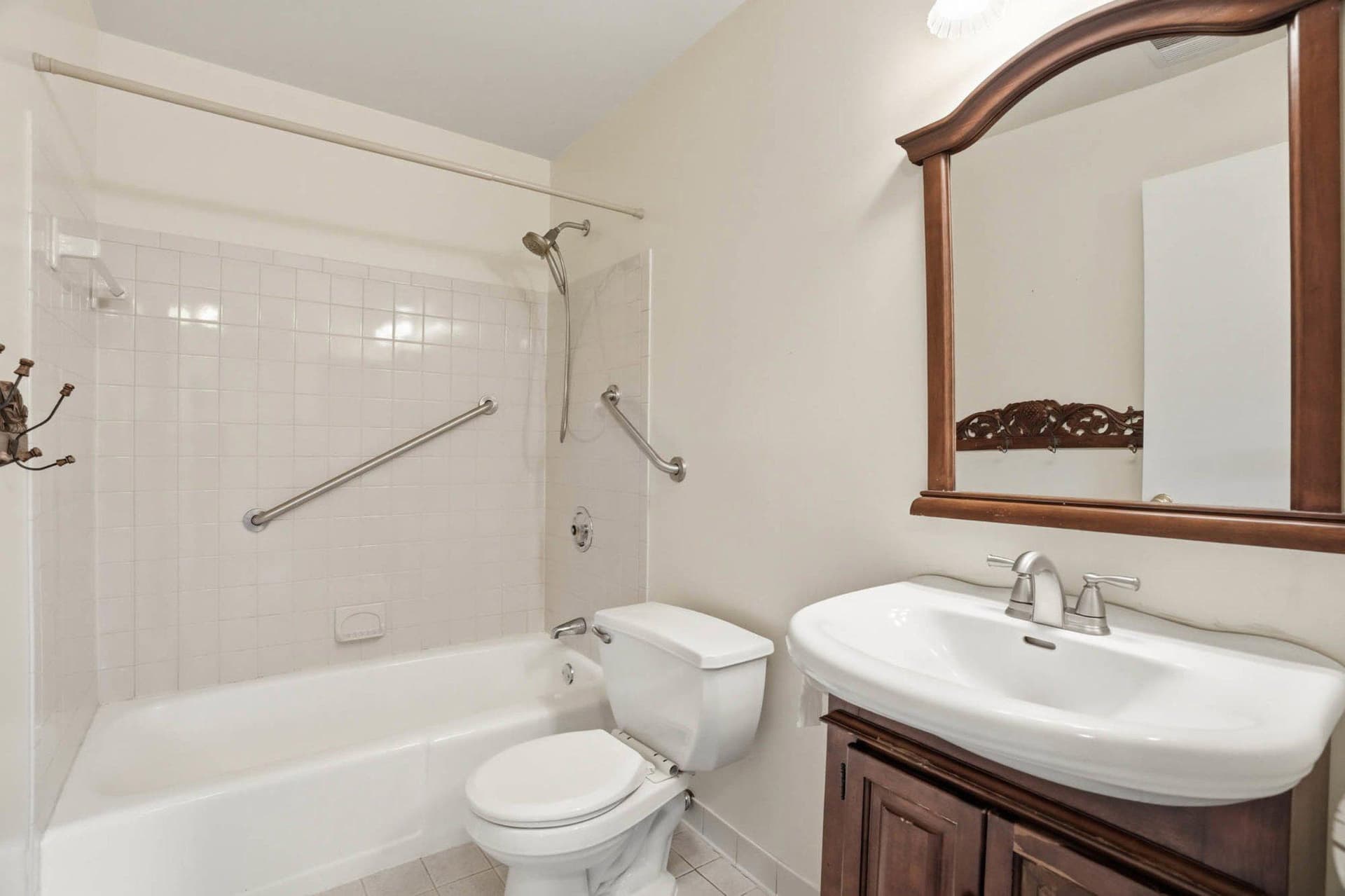 17 Warren Lodge Court #1c photo 14