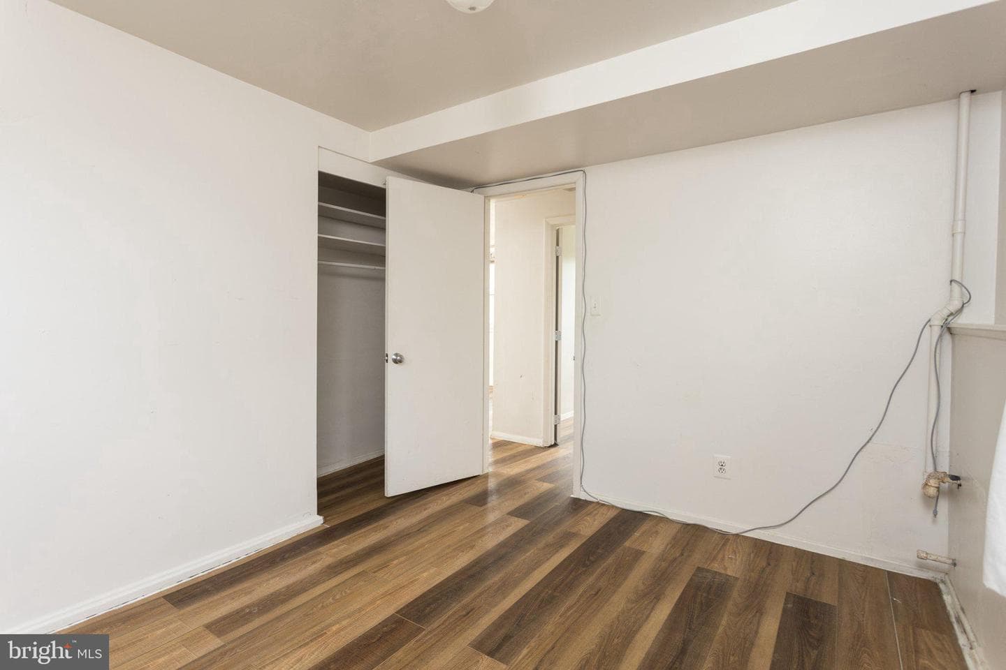 7200 N Charles Street photo 27