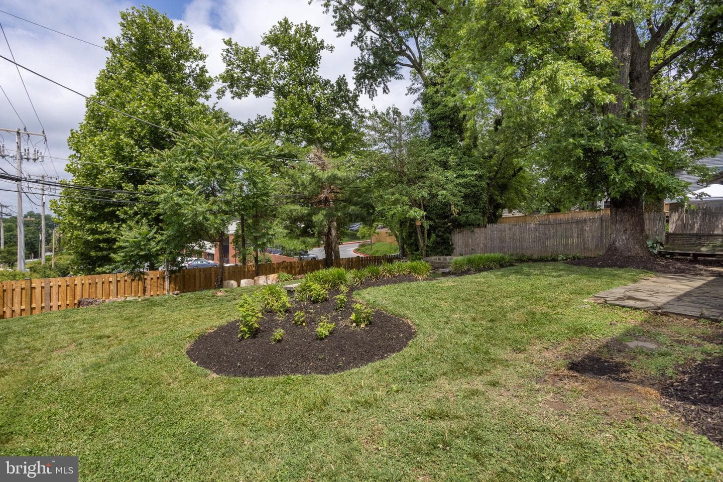 7200 N Charles Street photo 36