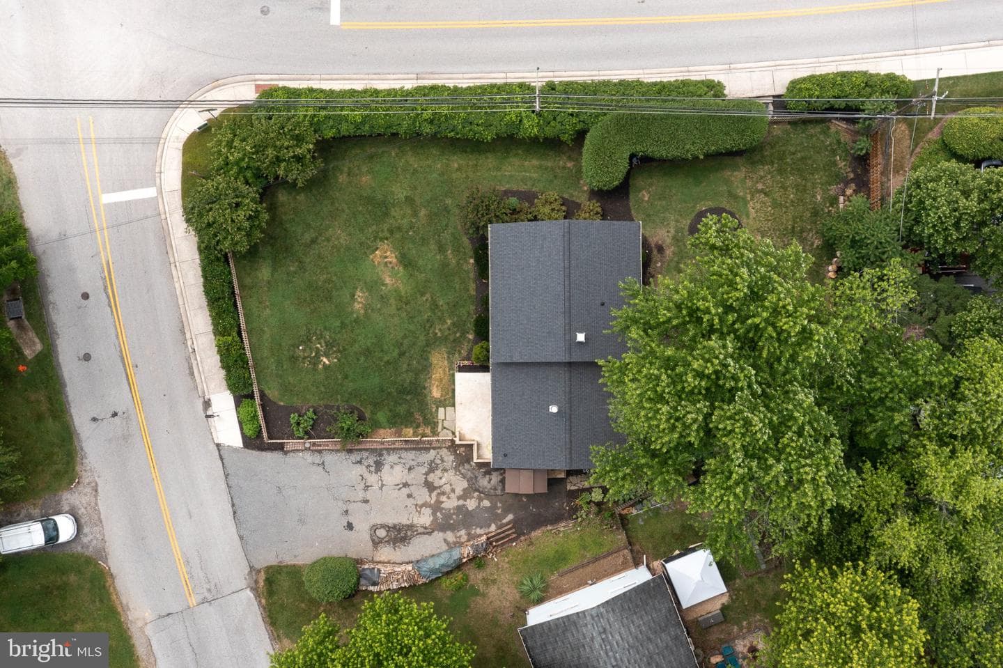 7200 N Charles Street photo 39
