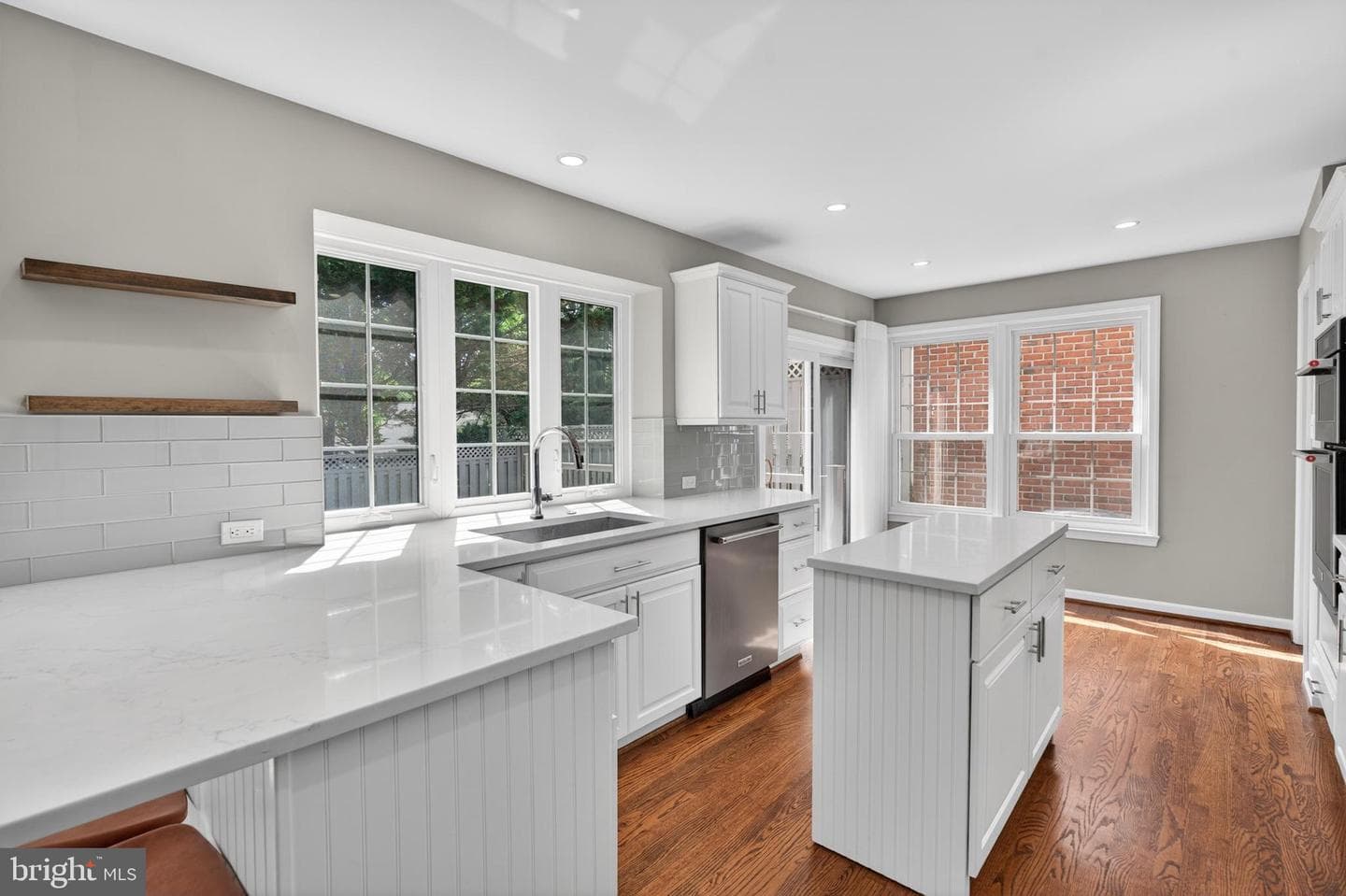 6 Nearfield Road photo 25