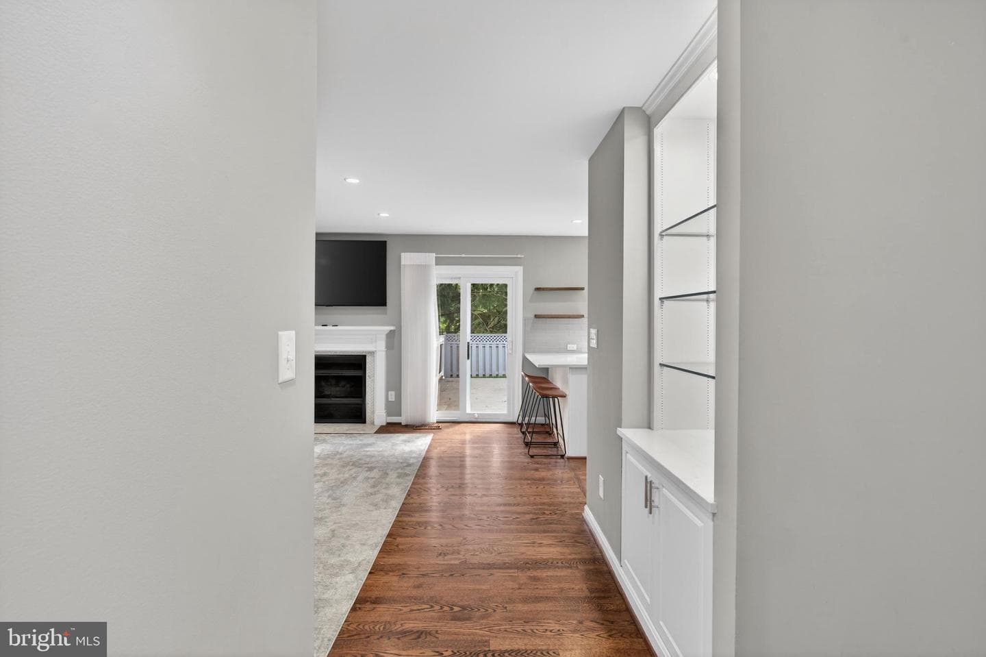 6 Nearfield Road photo 32