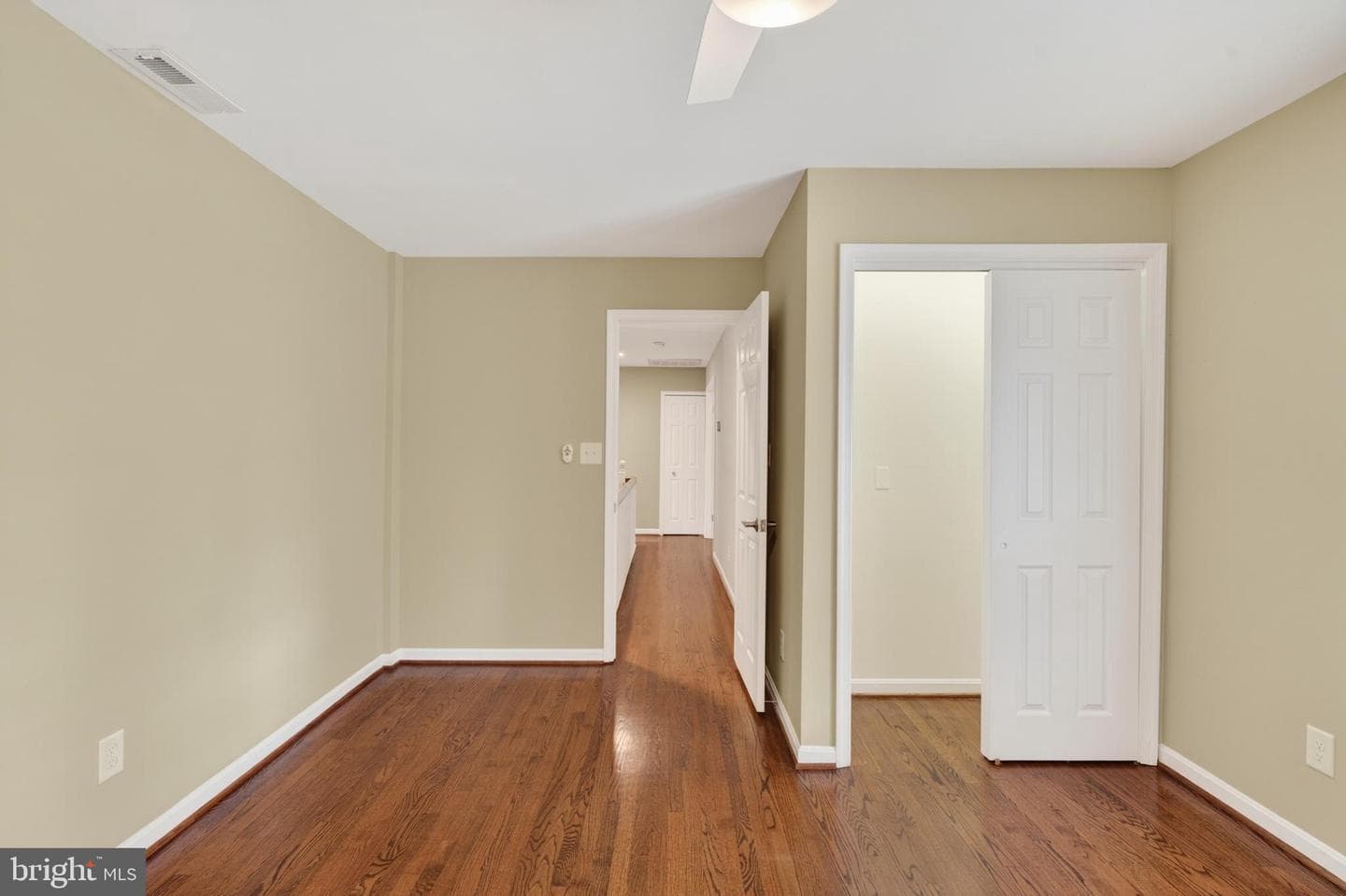 6 Nearfield Road photo 58