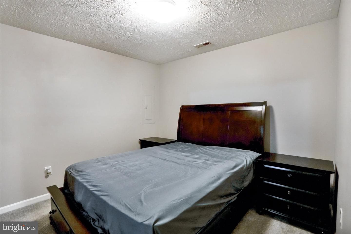 9663 Davison Rd photo 35
