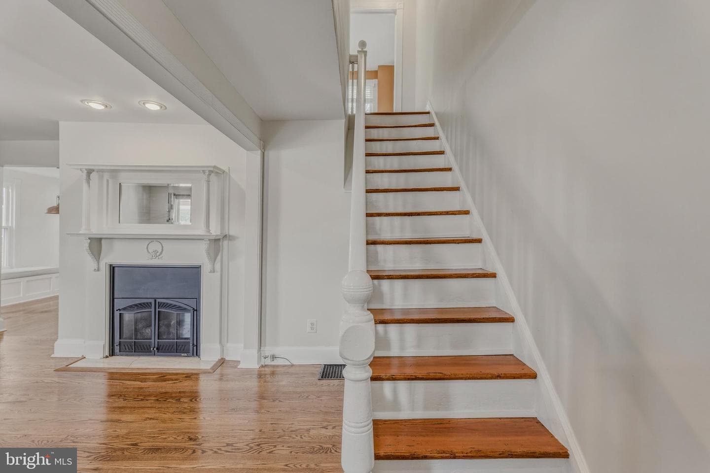 309 Lennox Avenue photo 13
