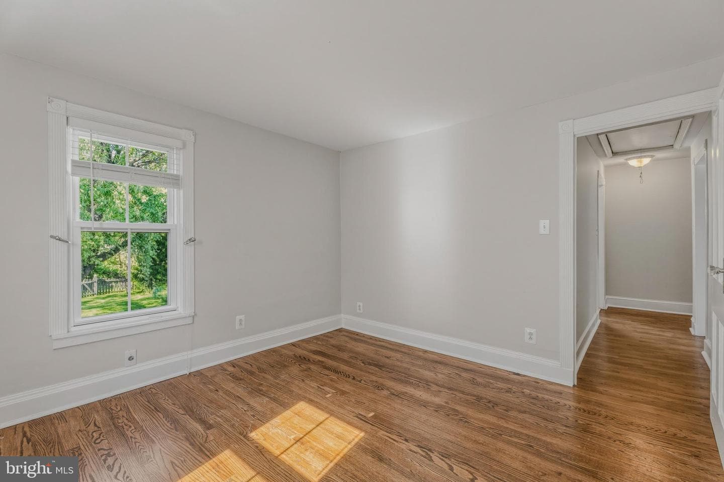 309 Lennox Avenue photo 22