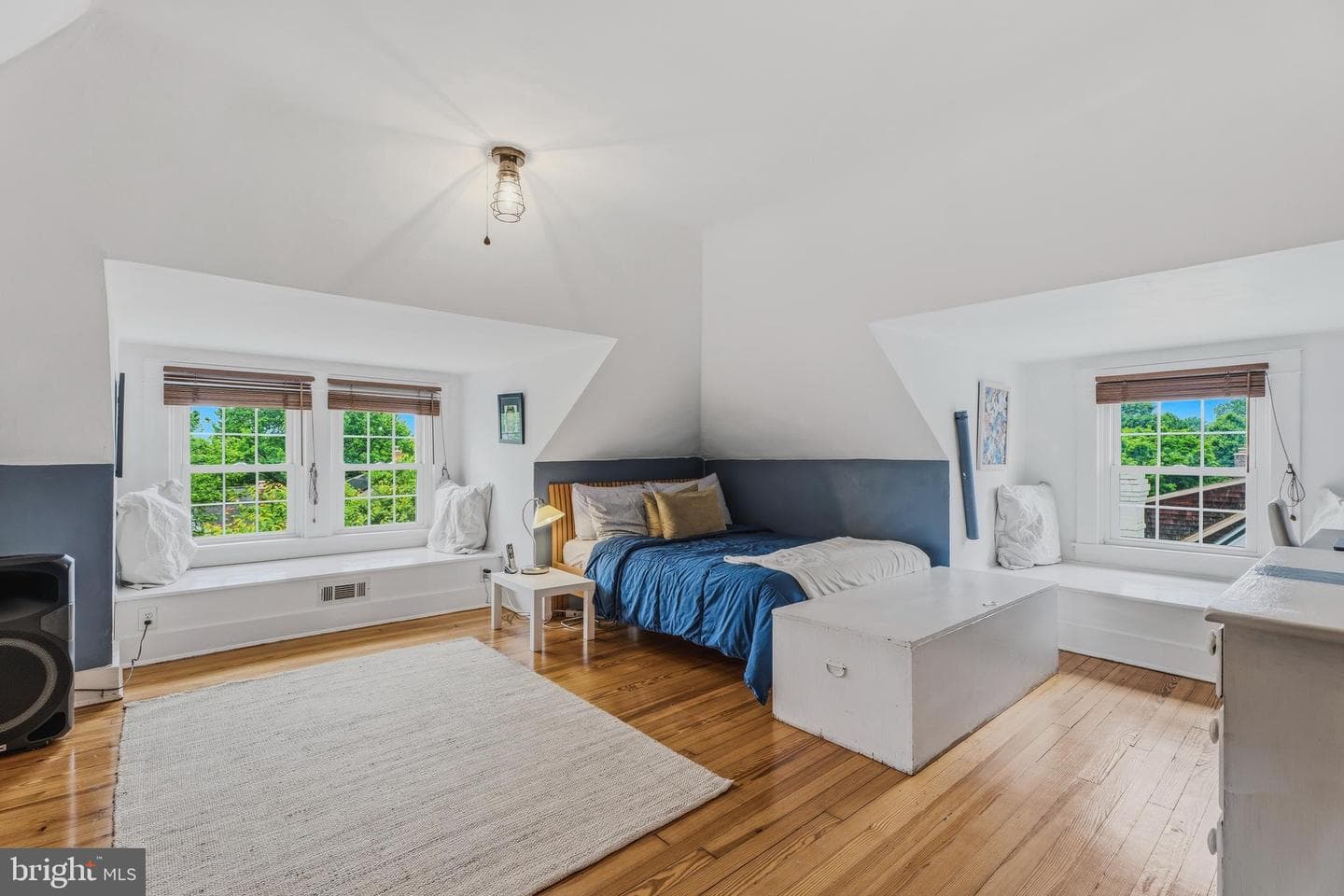 516 Dunkirk Road photo 35