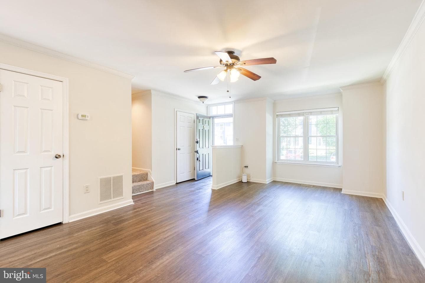 4602 Mews Drive photo 4