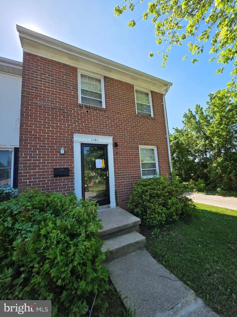 1101 Pelham Wood Road, Parkville