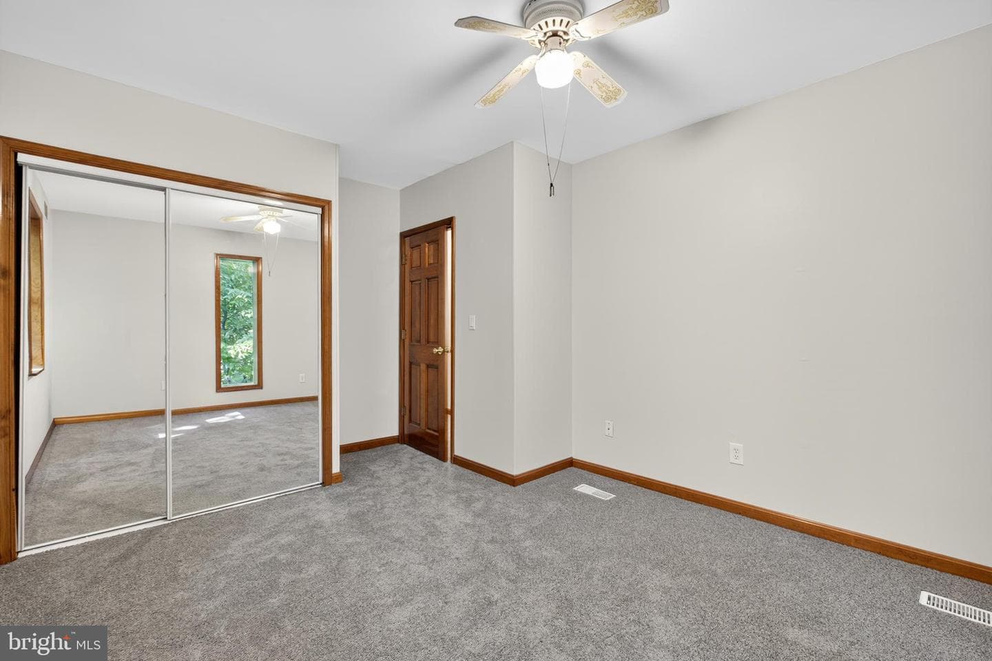 10 Brook Valley Court photo 22