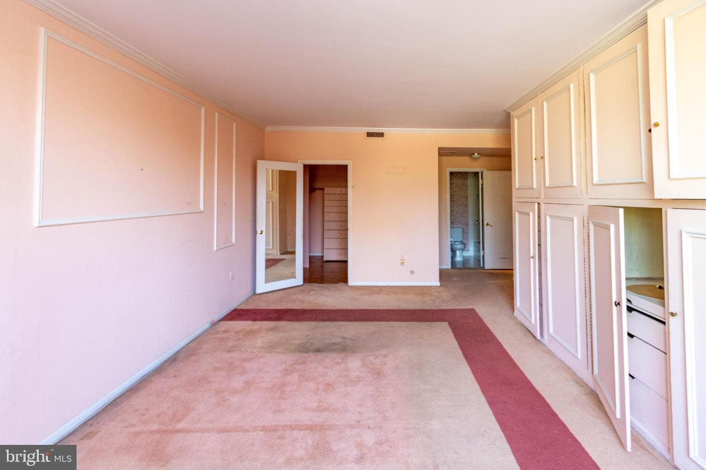 1 Slade Avenue #203 photo 18
