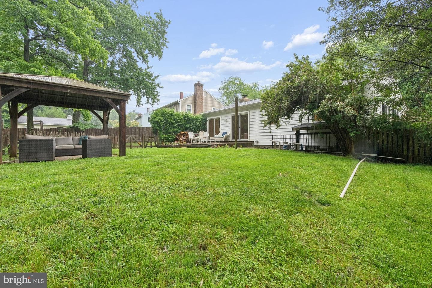 404 Crosby photo 24