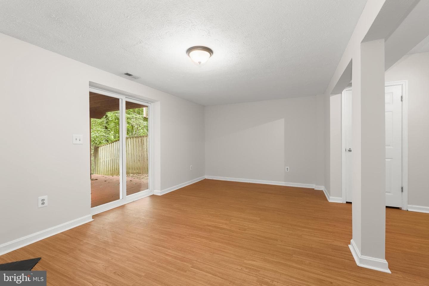 911 Joshua Tree Court photo 26