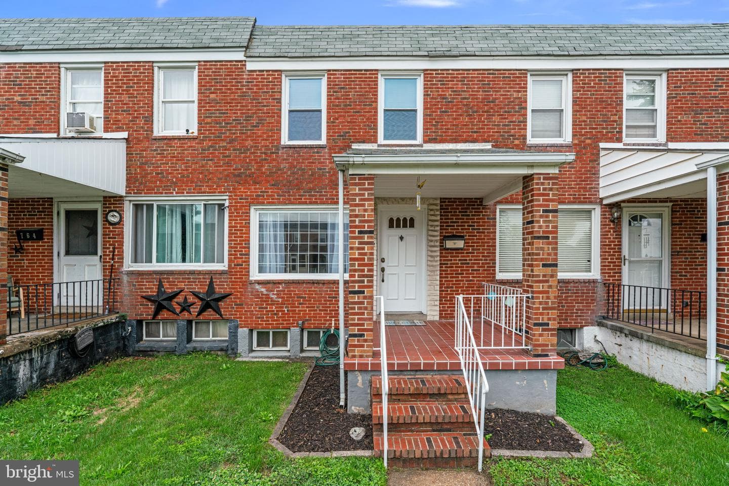 762 Fulbrook Road photo 1