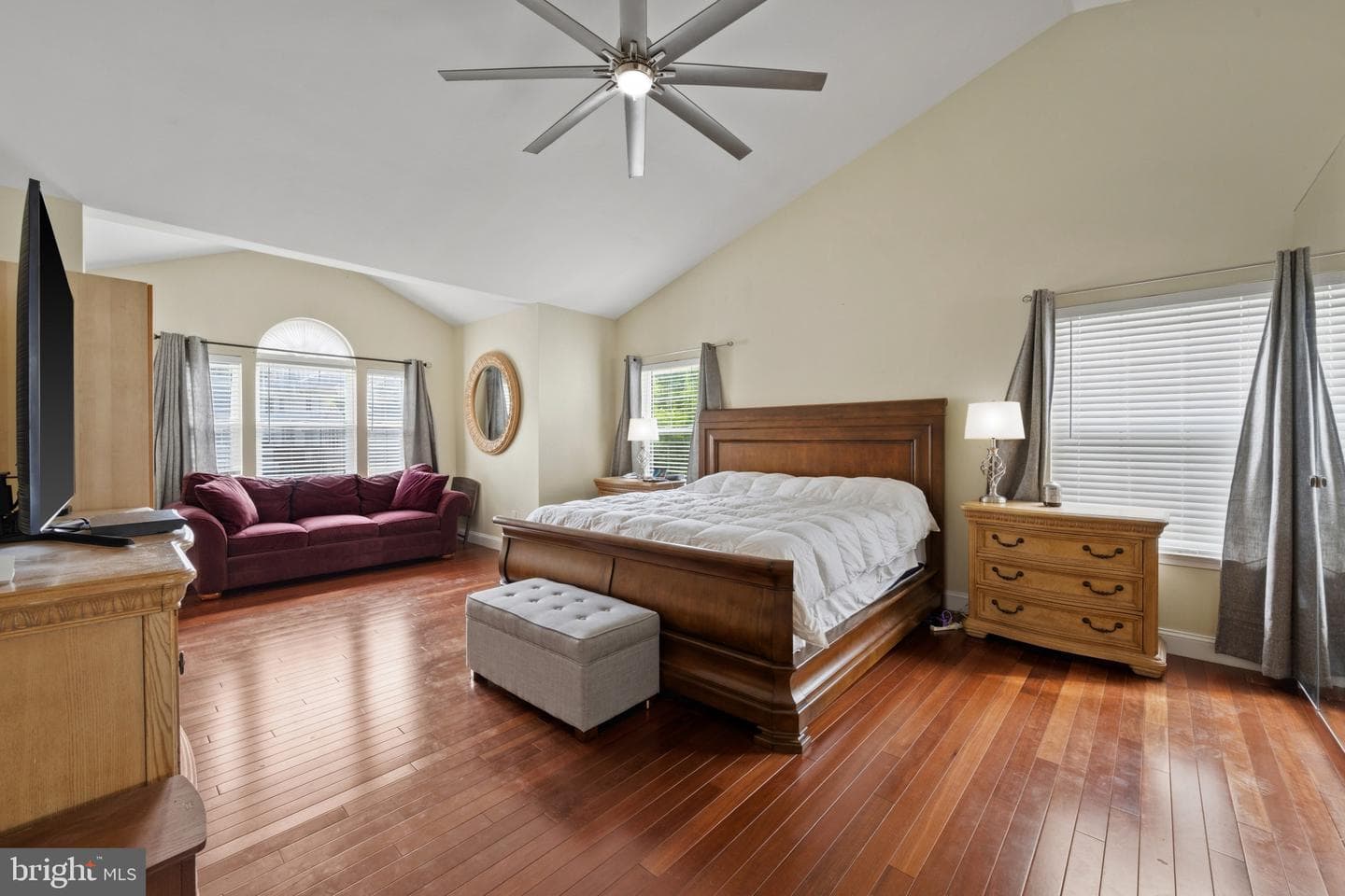 9608 Fable Drive photo 24
