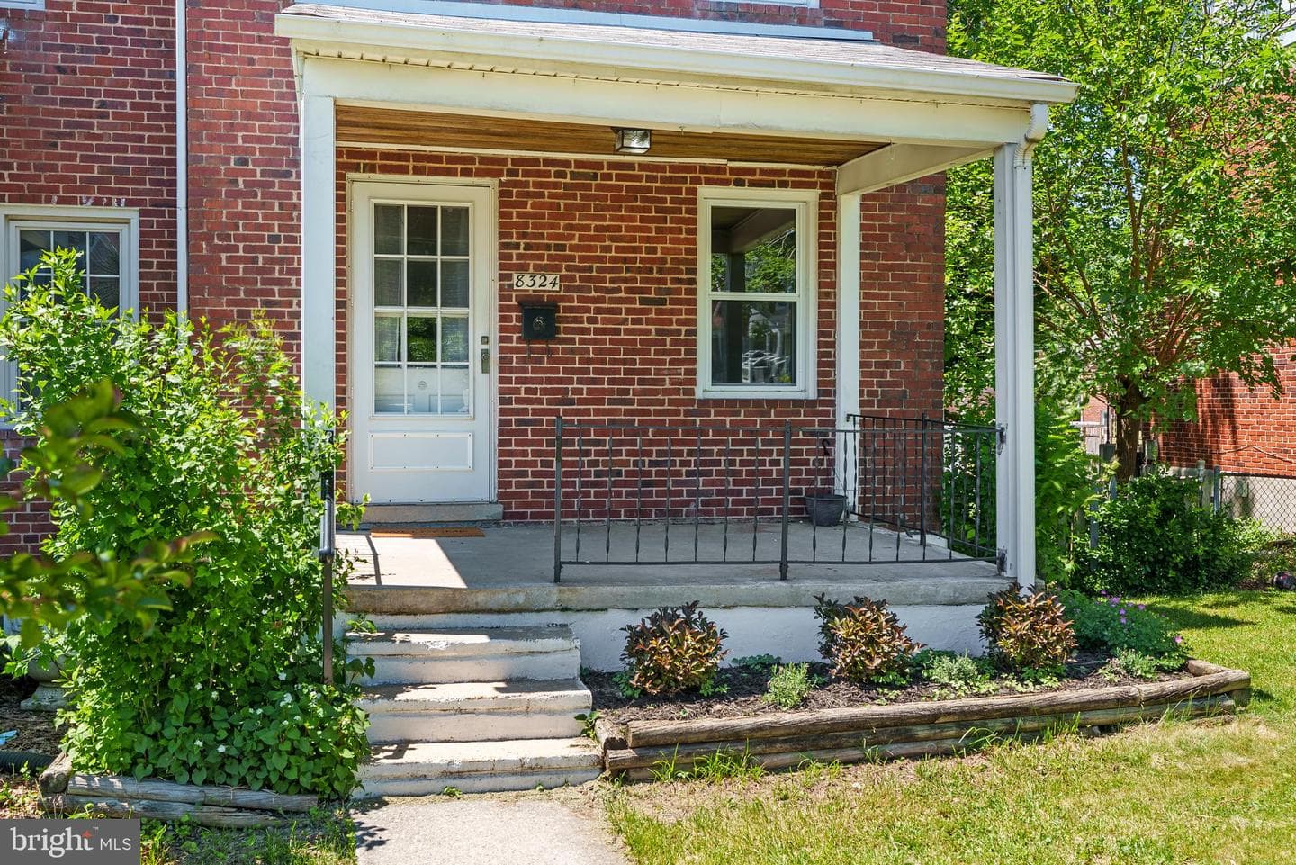 8324 Ridgely Oak Road photo 7