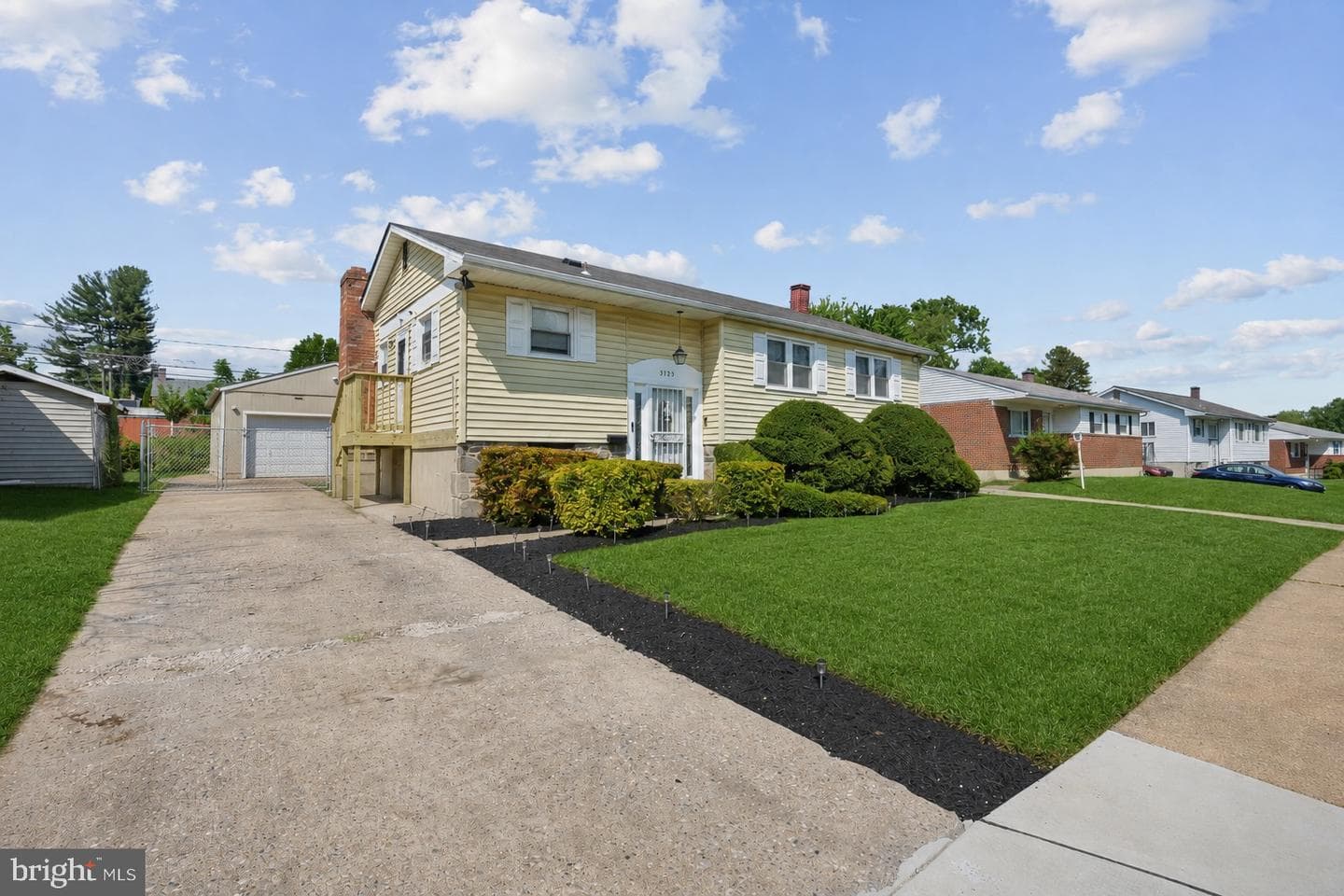3723 Eastman Rd