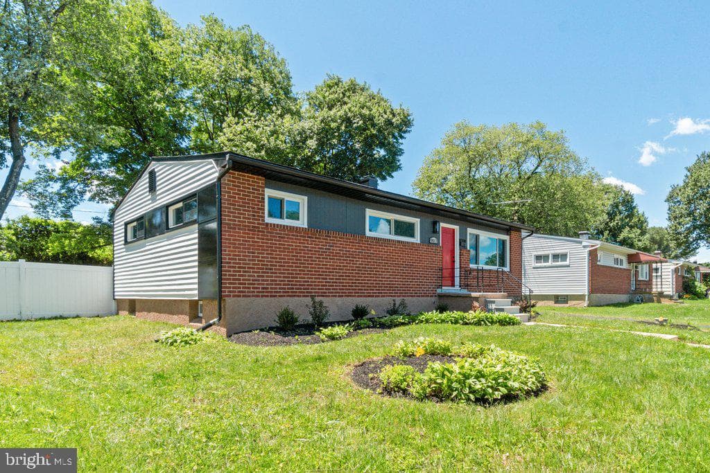 9017 Samoset Road photo 3