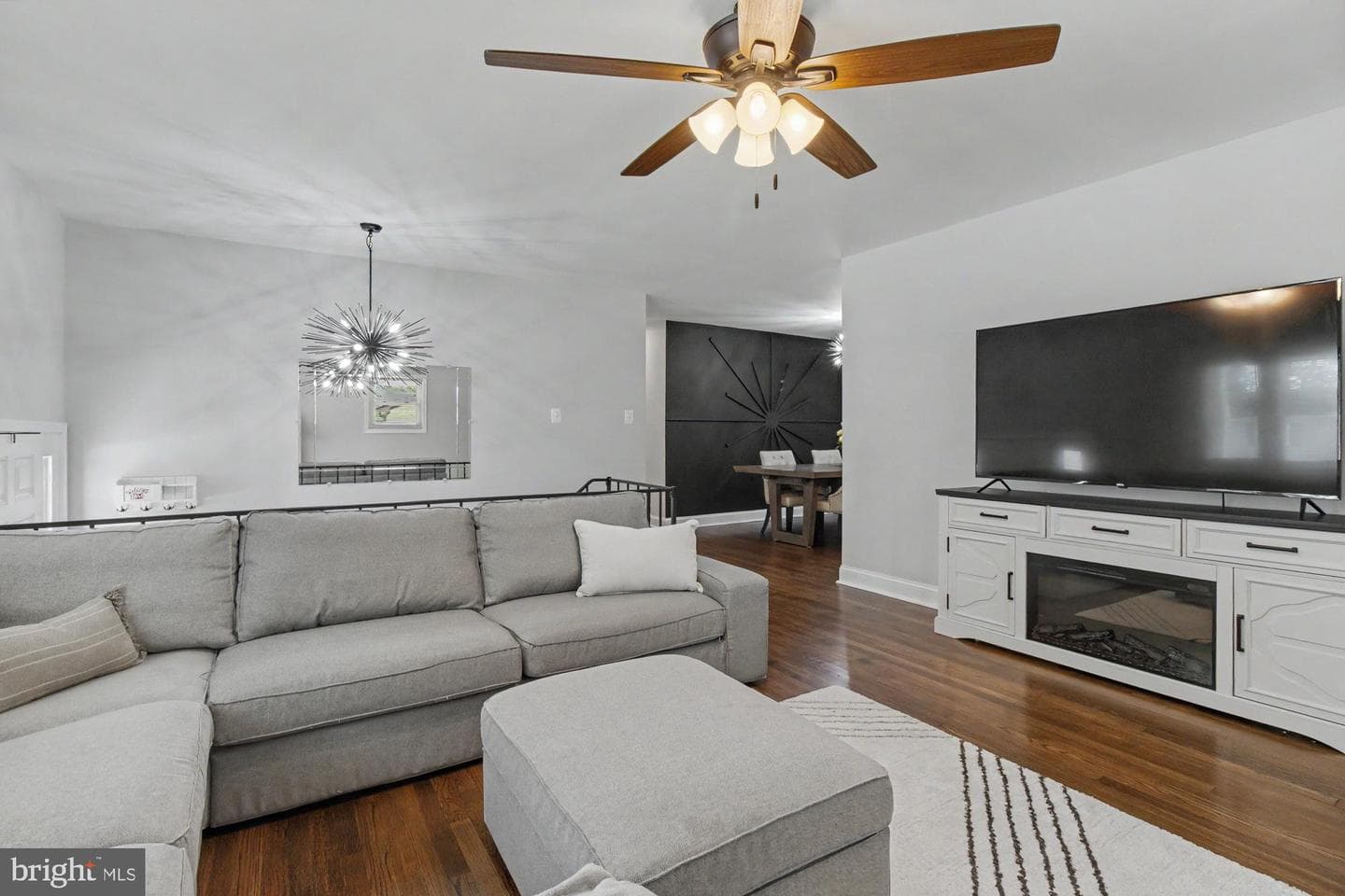 3702 Hurlock Road photo 9
