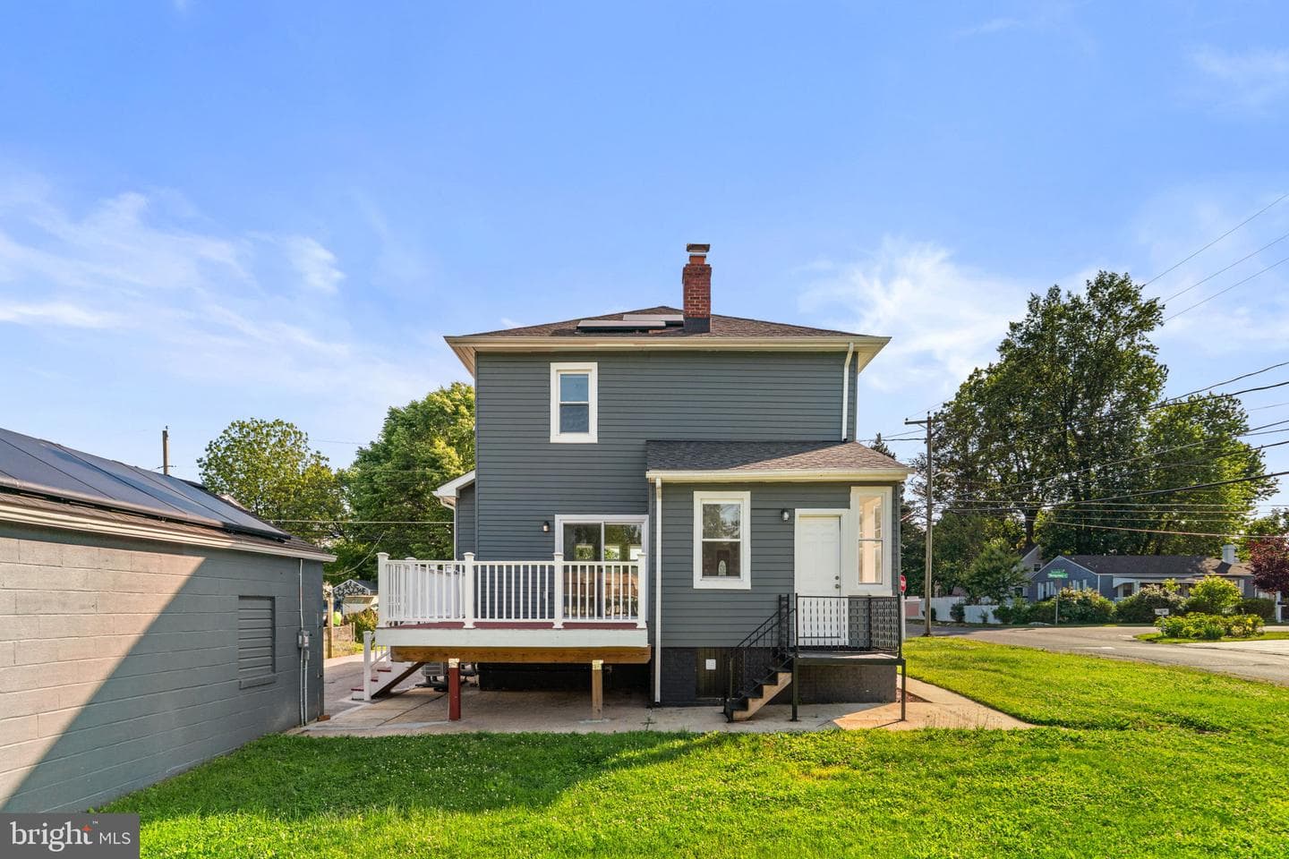 5916 Montgomery Street photo 42