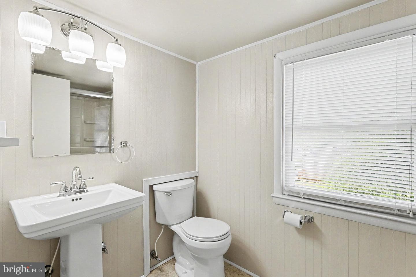 2505 Hillford Drive photo 23