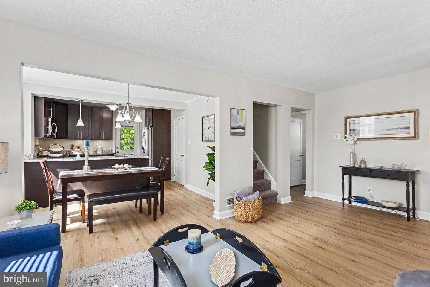 2505 Hillford Drive photo 8