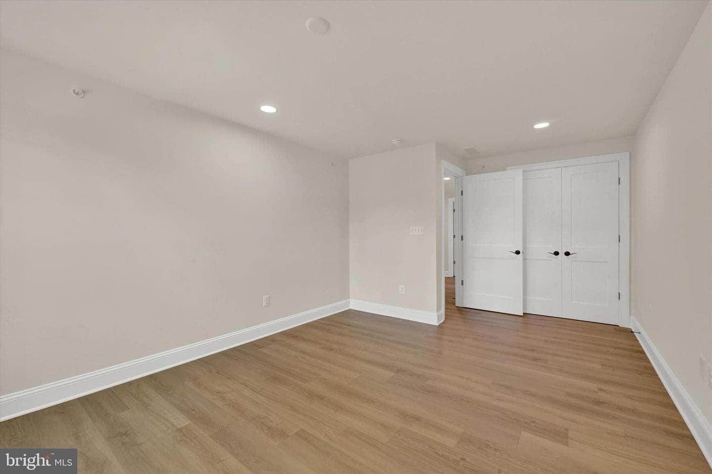 116 Villabrook Way photo 38