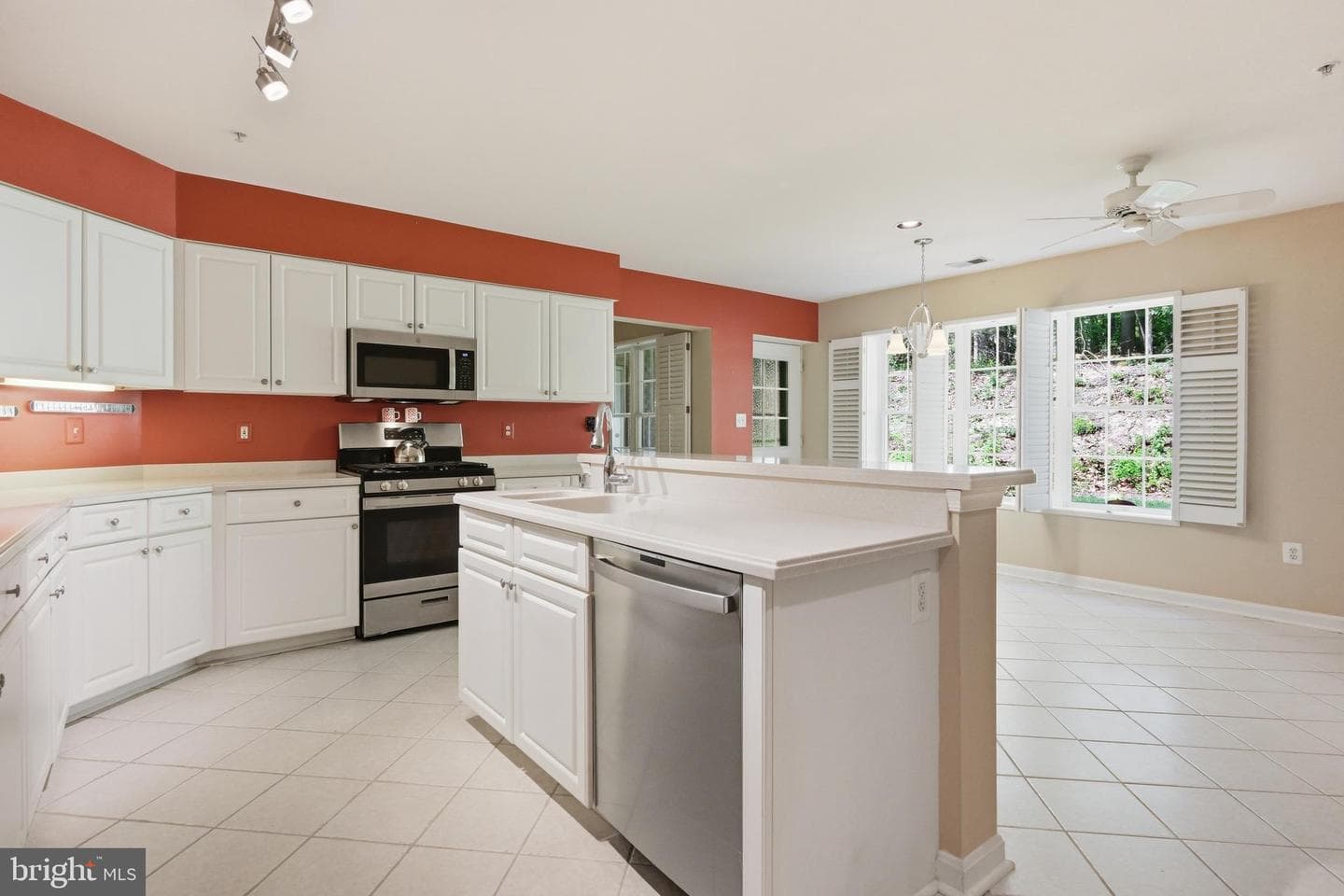 661 Straffan #102 photo 9