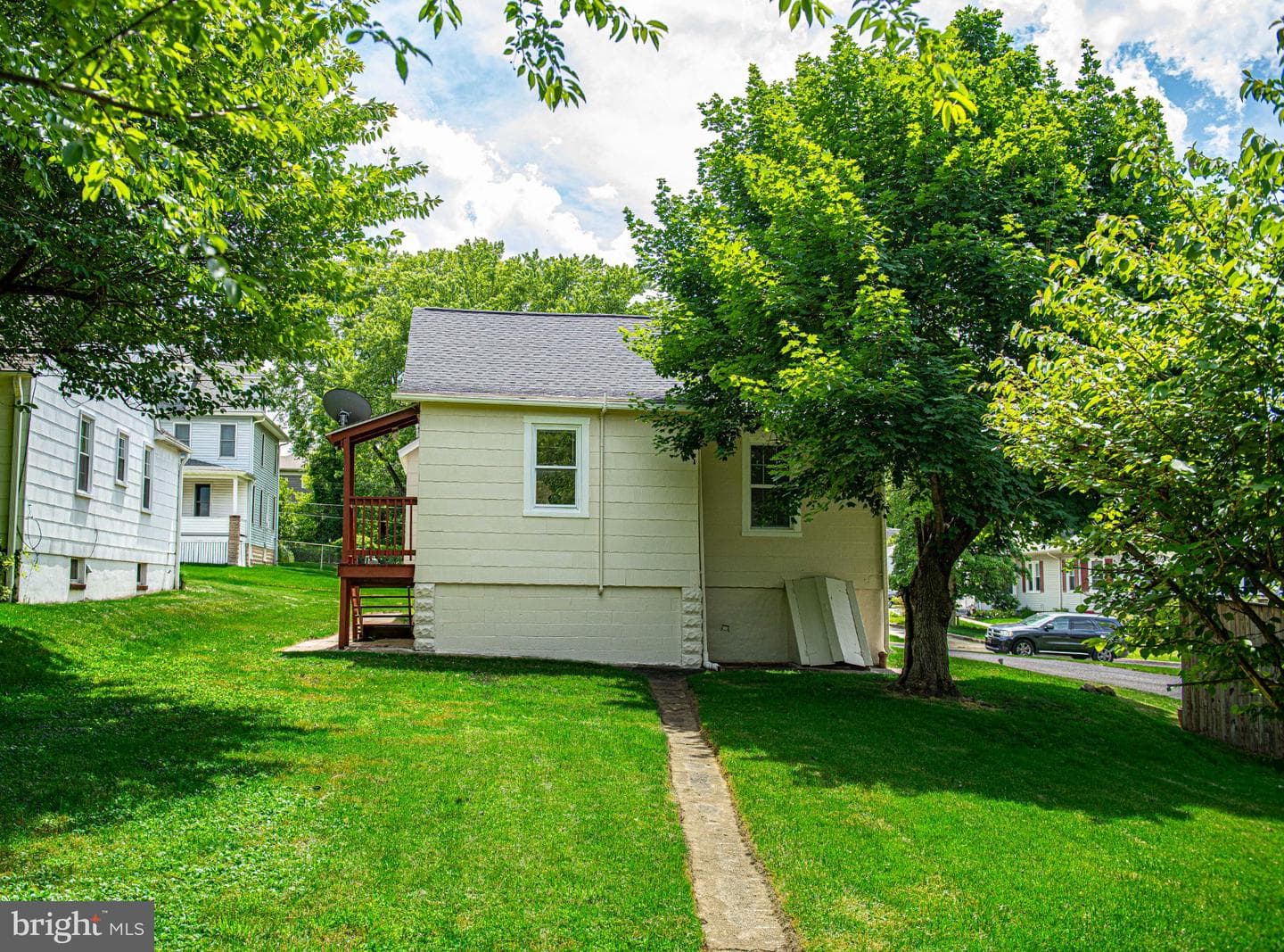 30 Fullerton Heights Avenue photo 34