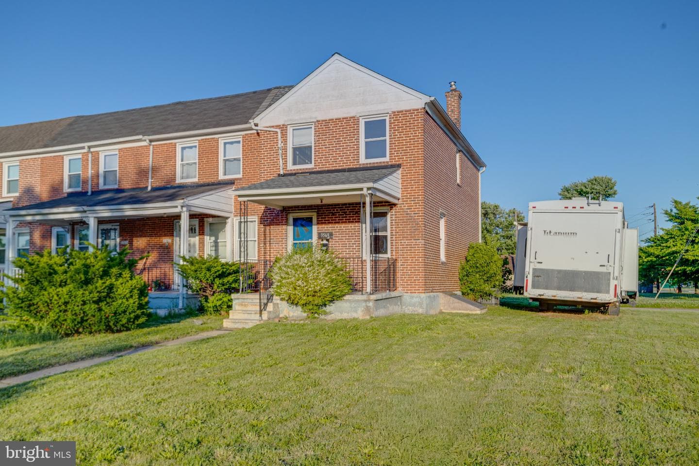 3569 Mcshane Way photo 2