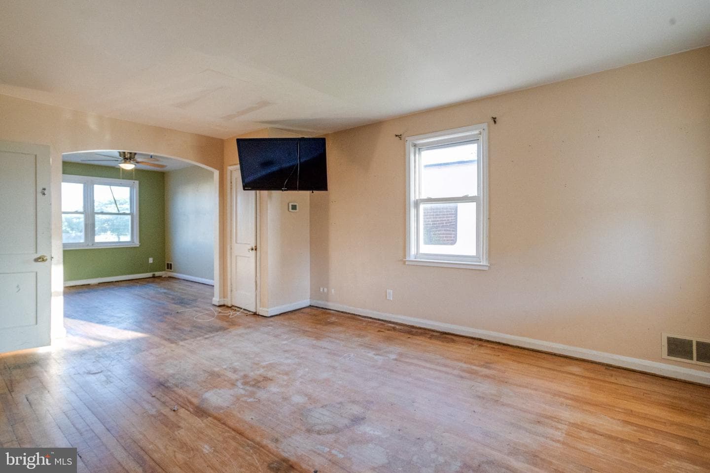 3569 Mcshane Way photo 4