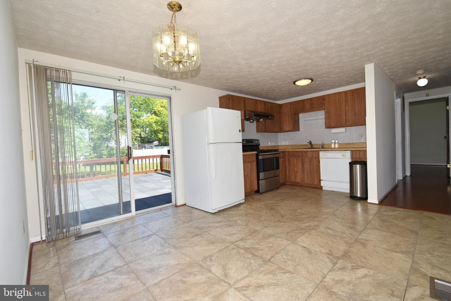 8404 Lucerne Road photo 29