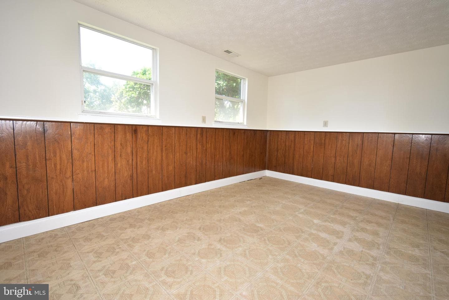 8404 Lucerne Road photo 32