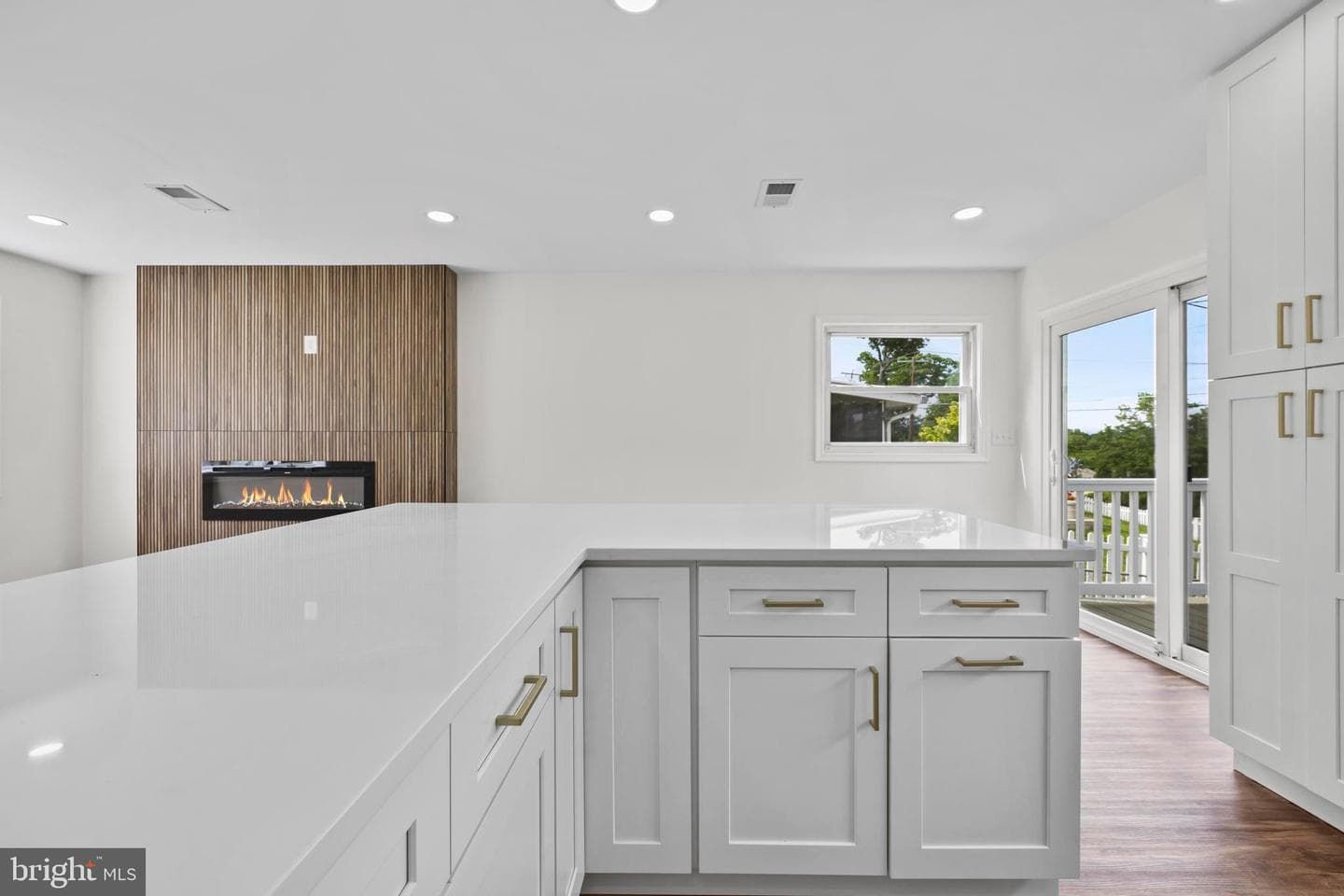 5815 Heron Drive photo 10