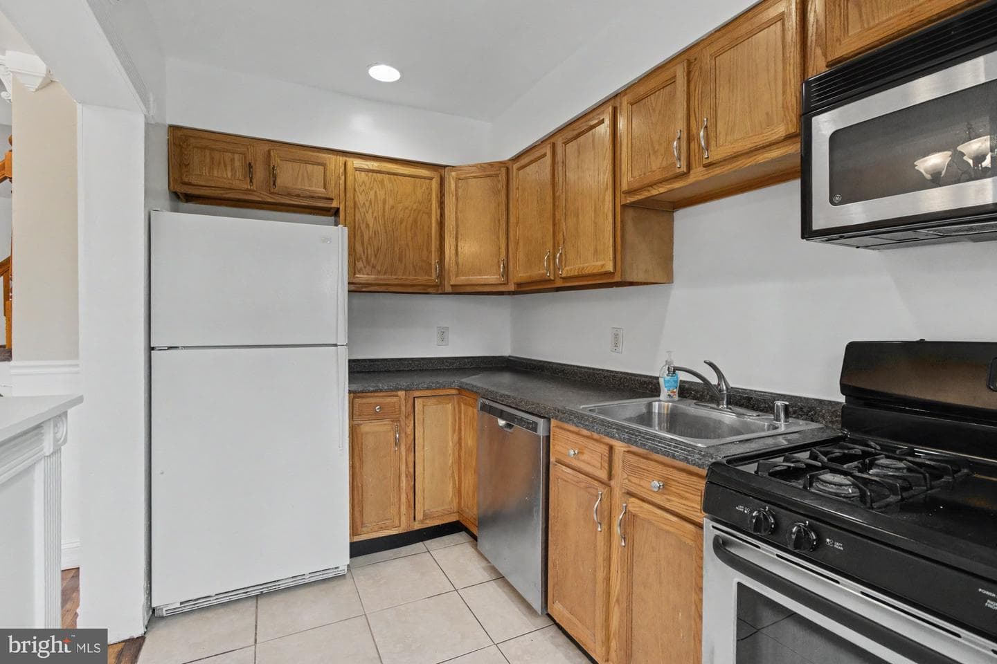 8218 Kavanagh Road photo 19