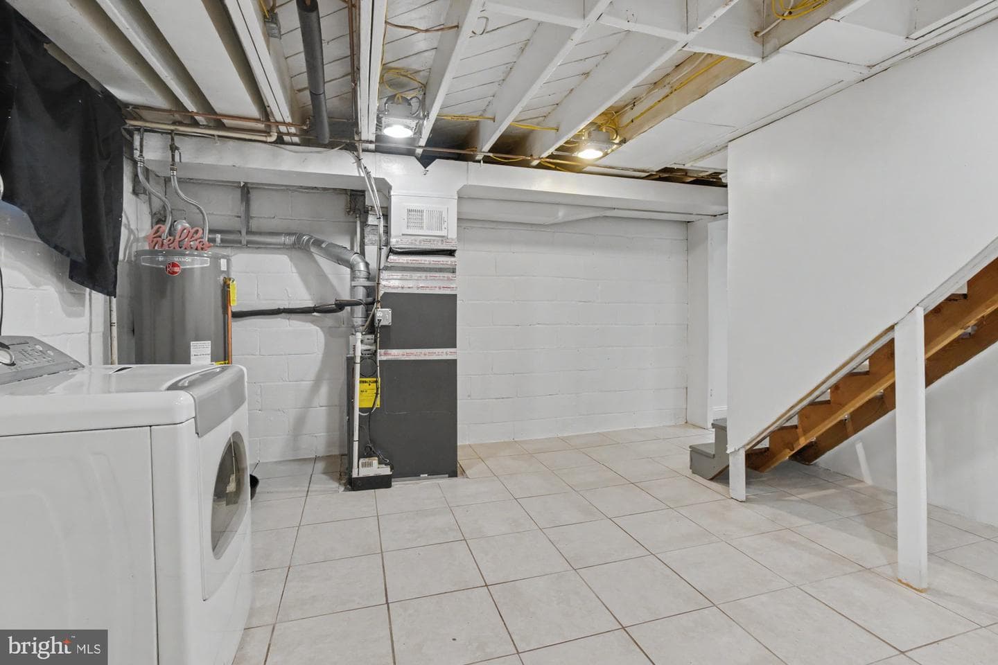 8218 Kavanagh Road photo 35
