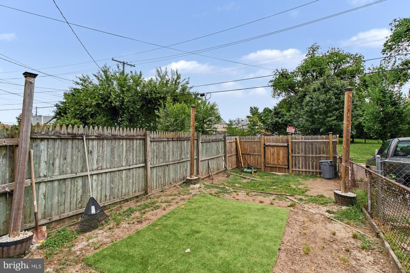 8218 Kavanagh Road photo 36