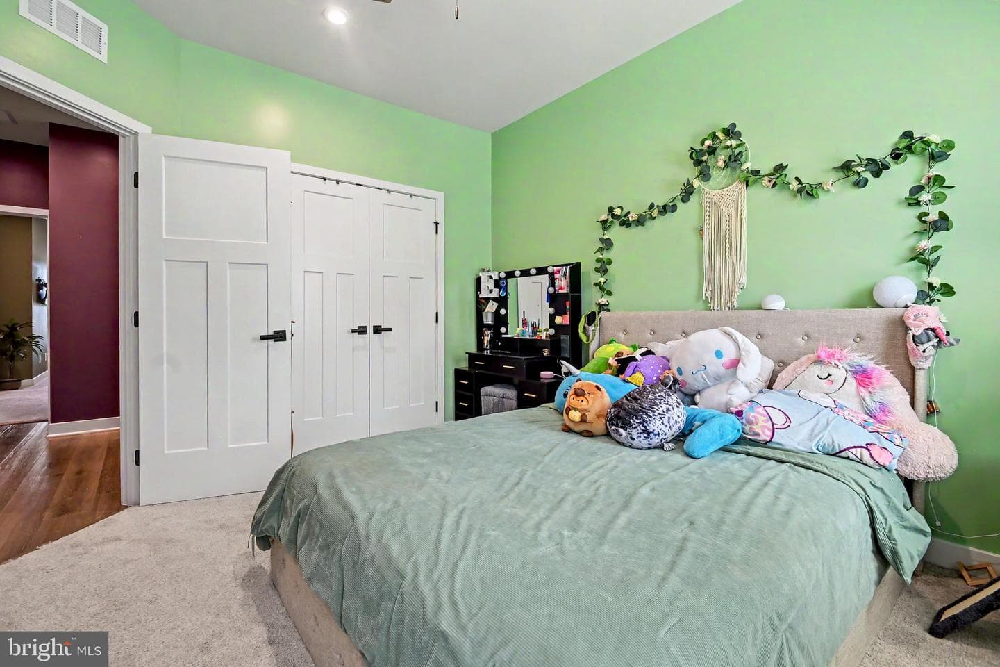 10835 Beckenham Street photo 29