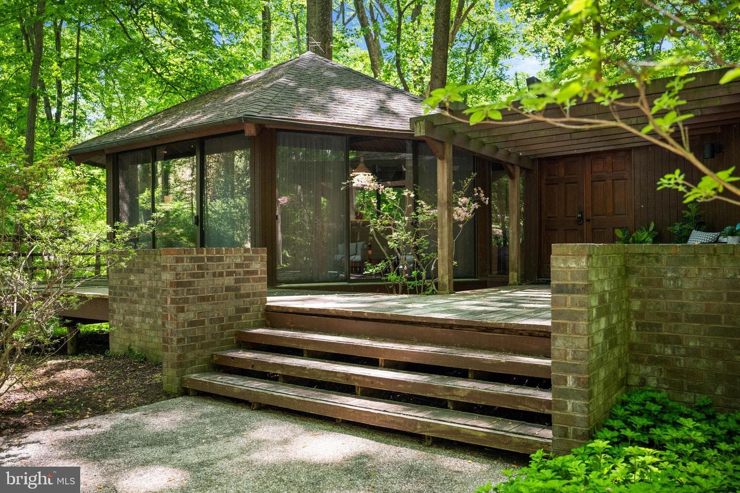 2707 Caves Road photo 3