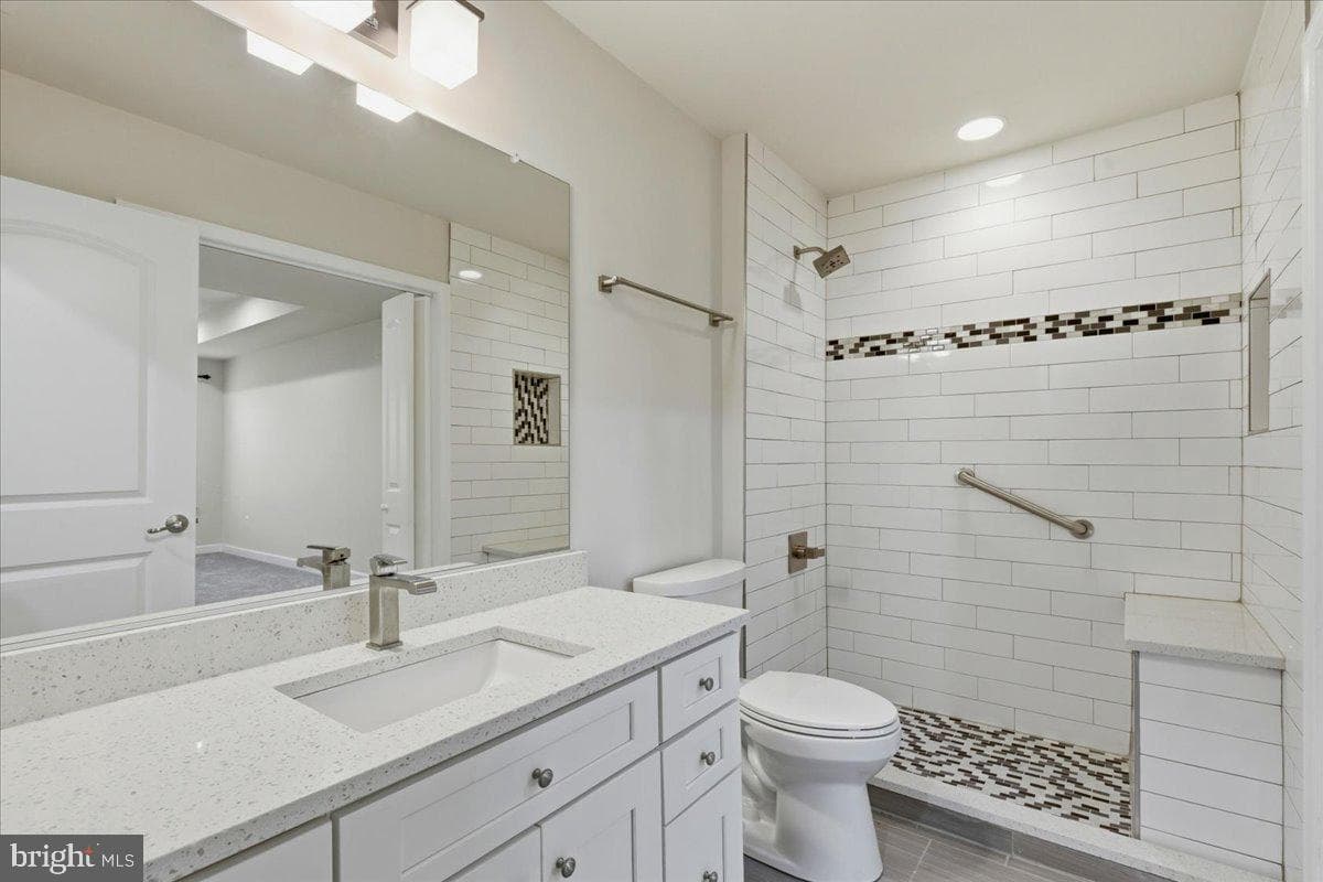 6 Wedge Way # 24 photo 9