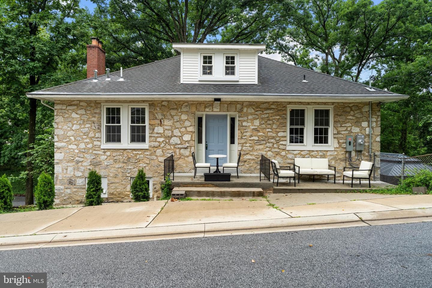 814 Edgewood photo 52