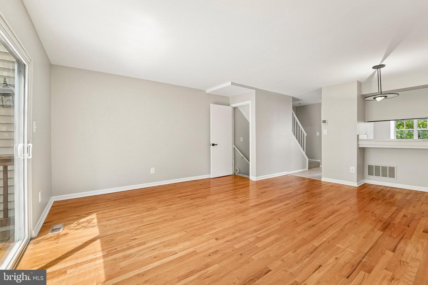 2426 Potterfield Road photo 7