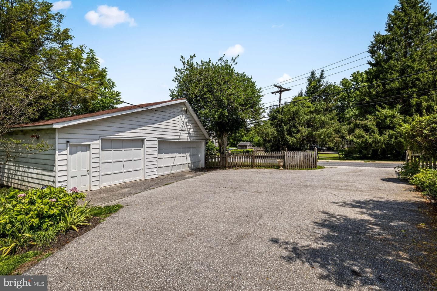 1613 Kurtz Avenue photo 84